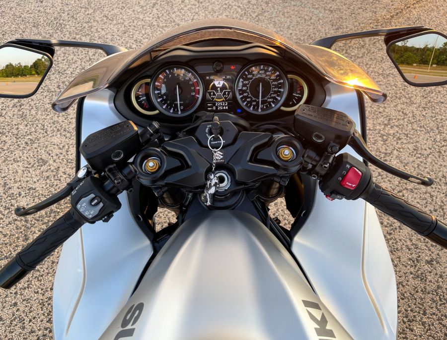 Borotvaéles penge – Suzuki Hayabusa 2021 - Autó & Motor - MOBILITY - 2021 Suzuki Hayabusa, hayabusa, hayabusa 2021, Suzuki Hayabusa teszt, 