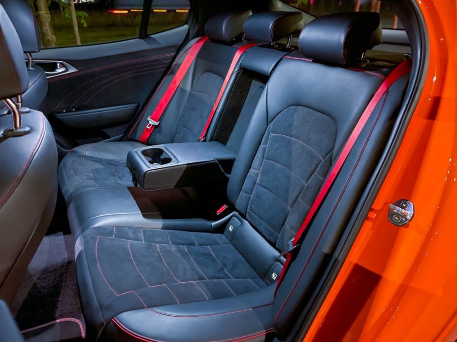 A kakukktojás – Kia Stinger GT 2021 - Autó & Motor - MOBILITY - 2021 kia stinger gt teszt, kia stinger gt, kia teszt, stinger, stinger gt, 