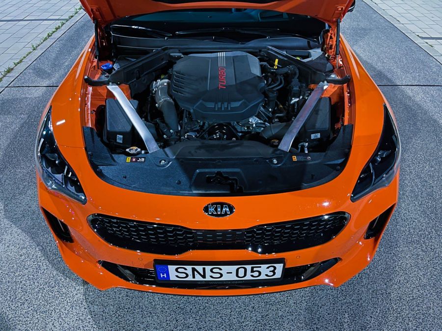 A kakukktojás – Kia Stinger GT 2021 - Autó & Motor - MOBILITY - 2021 kia stinger gt teszt, kia stinger gt, kia teszt, stinger, stinger gt, 