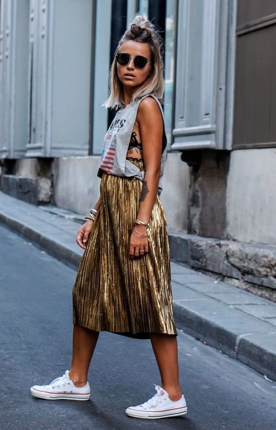 Stílusiskola: így viseld az örök klasszikus pliszírozott szoknyát -  -  - divat, nyár, outfit, pliszírozott szoknya, stílus, szoknya, 