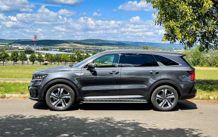 A tömegcikk és a prémium határa – KIA Sorento Plug-in Hybrid - Autó & Motor - MOBILITY - kia sorento, KIA sorento 2021 PHEV teszt, sorento hybrid, sorento hybrid teszt, sorento kia, sorento plug-in hybrid teszt, 