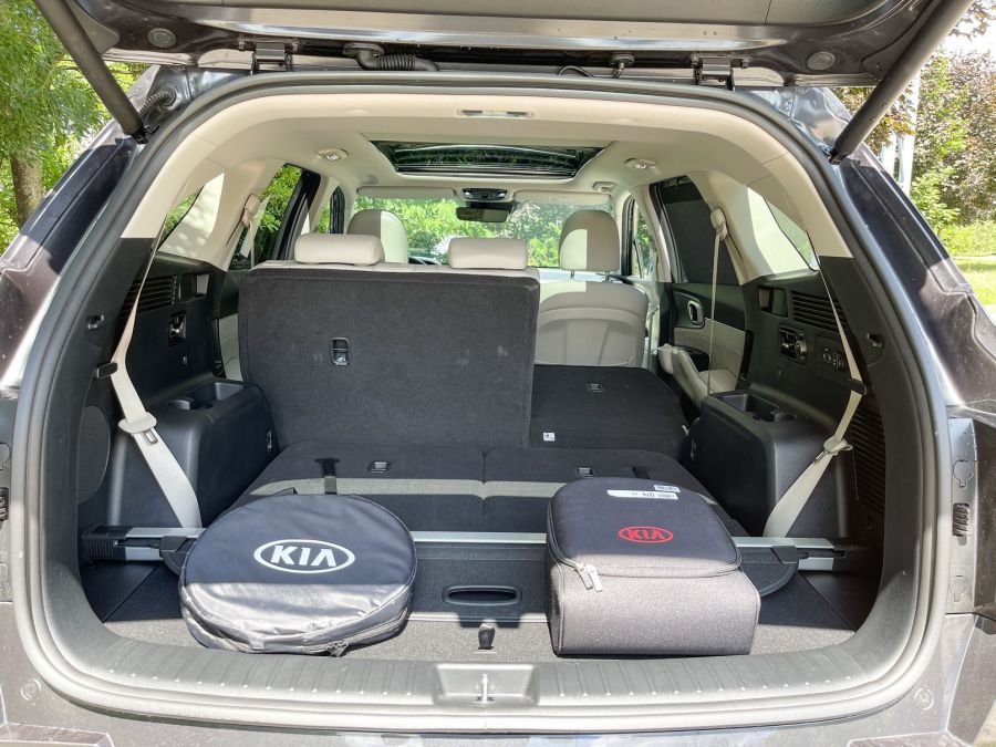 A tömegcikk és a prémium határa – KIA Sorento Plug-in Hybrid - Autó & Motor - MOBILITY - kia sorento, KIA sorento 2021 PHEV teszt, sorento hybrid, sorento hybrid teszt, sorento kia, sorento plug-in hybrid teszt, 