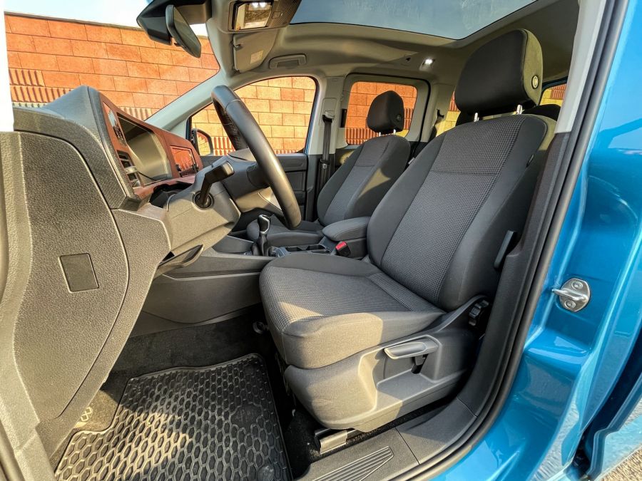 Végzi a dolgát, viszi a családot – VW Caddy Life 2.0 TDI - Autó & Motor - MOBILITY - 2021 Vw Caddy Life 2.0 TDI teszt, caddy, Caddy 7 személyes teszt, Caddy Life teszt, VW 7 személyes teszt, VW Caddy, 