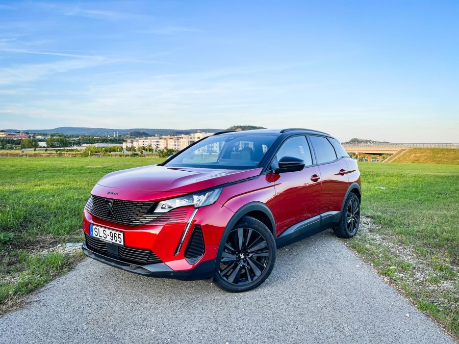 Harapós nagymacska - Peugeot 3008 GT - Autó & Motor - MOBILITY - 3008, 3008 peugeot, peugeot, peugeot 3008, peugeot 3008 gt, 