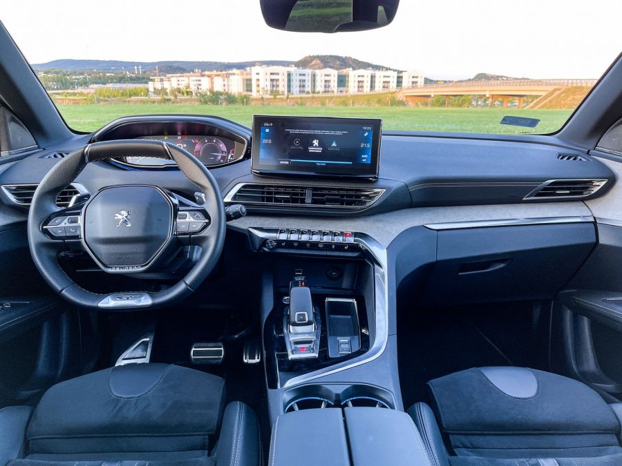 Harapós nagymacska - Peugeot 3008 GT - Autó & Motor - MOBILITY - 3008, 3008 peugeot, peugeot, peugeot 3008, peugeot 3008 gt, 