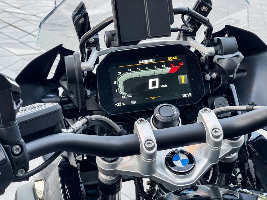 A sikeresség gerince – BMW R 1250 GS - Autó & Motor - MOBILITY - 1250 gs bmw, 1250gs teszt, 2021 BMW r 1250 GS, BMW 1250 gs, BMW r1250gs teszt, 