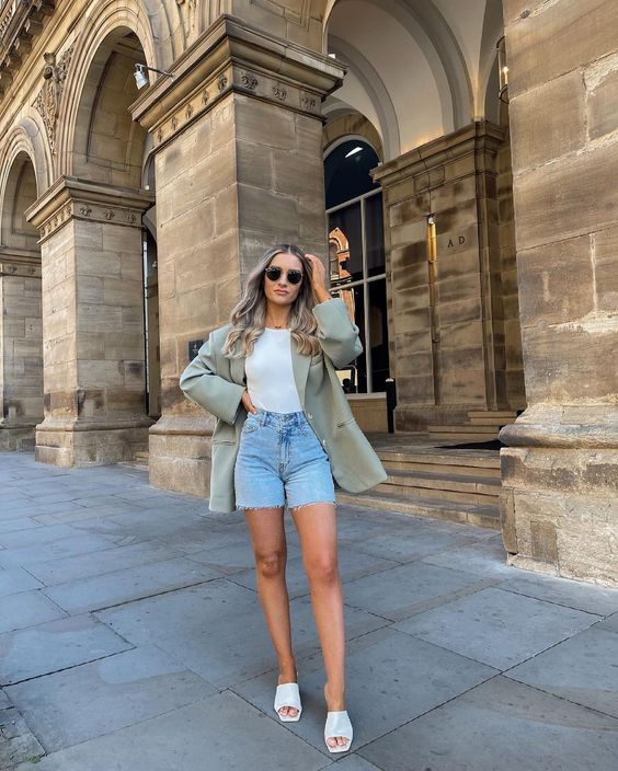 Stílusiskola: így viseld ősszel a zsályazöld színt -  -  - divat, outfit, ősz, stílus, zsálya, zsályazöld, 