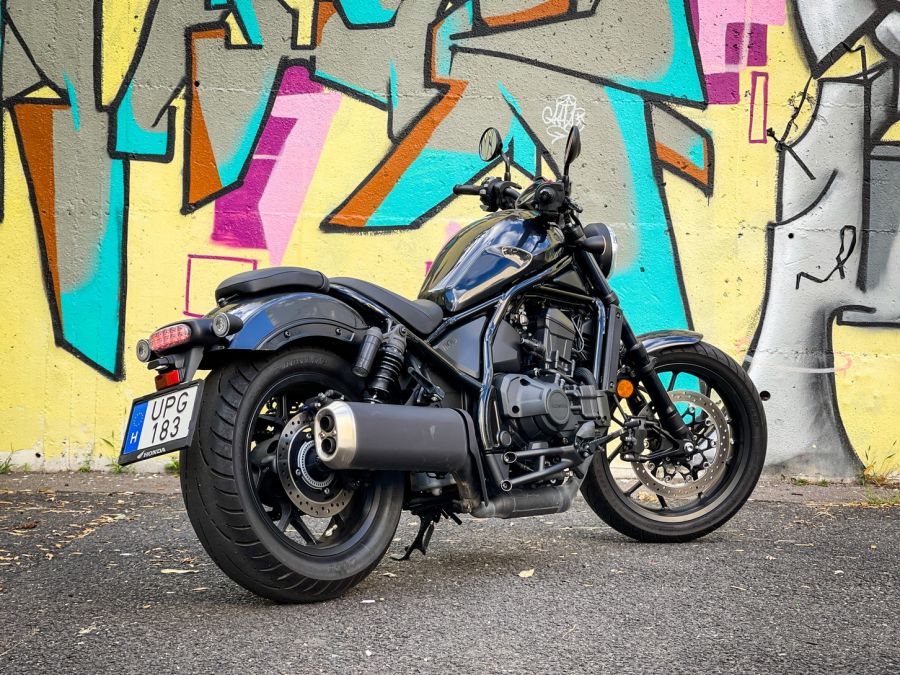 A nagy lázadó – Honda Rebel 1100 - Autó & Motor - MOBILITY - 2021 Honda rebel, 2021 Rebel 1100 teszt, Honda cruizer teszt, Honda Rebel 1100 teszt, Rebel teszt, 