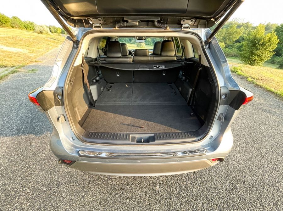 Nem Európának készült – Toyota Highlander AWD Executive - Autó & Motor -  - Highlander 2021, highlander teszt, Toyota Highlander AWD Executive teszt, Toyota Highlander teszt, 