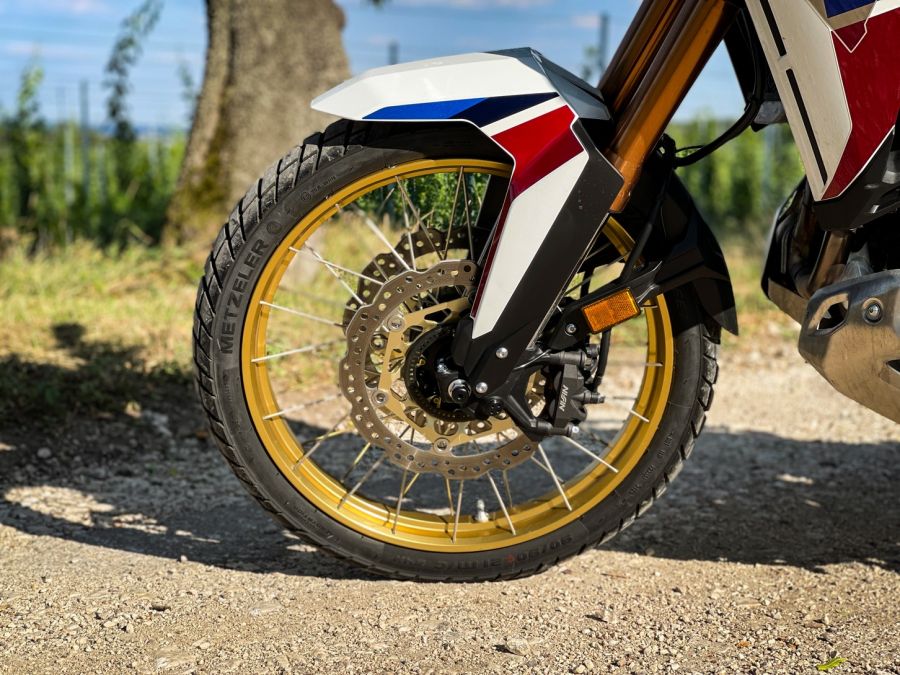 Váltani jobb – Africa Twin Adventure CRF1100L - Autó & Motor - MOBILITY - Africa Twin Adventure teszt, Africa Twin teszt, CRF 1100 L teszt, Honda 2021 Africa Twin teszt, Honda motor teszt, 