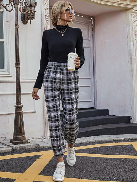 Stílusiskola: outfitek kockás nadrágokkal az őszi szezonra -  -  - divat, kockás, nadrág, outfit, ősz, stílus, 