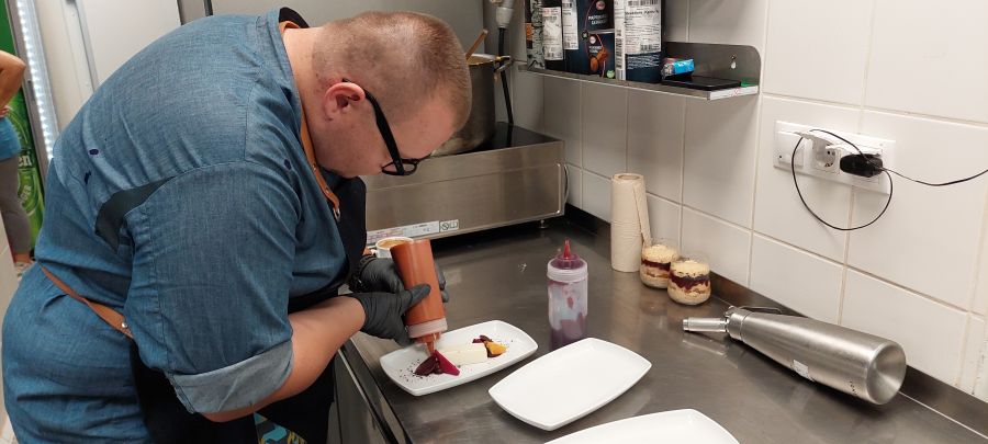 Sulyom Étterem- Gasztrostílus a Tisza-tónál -  -  - gasztronómia, gasztroturizmus, sarud, sulyom étterem, táj étterem, tiszató, 