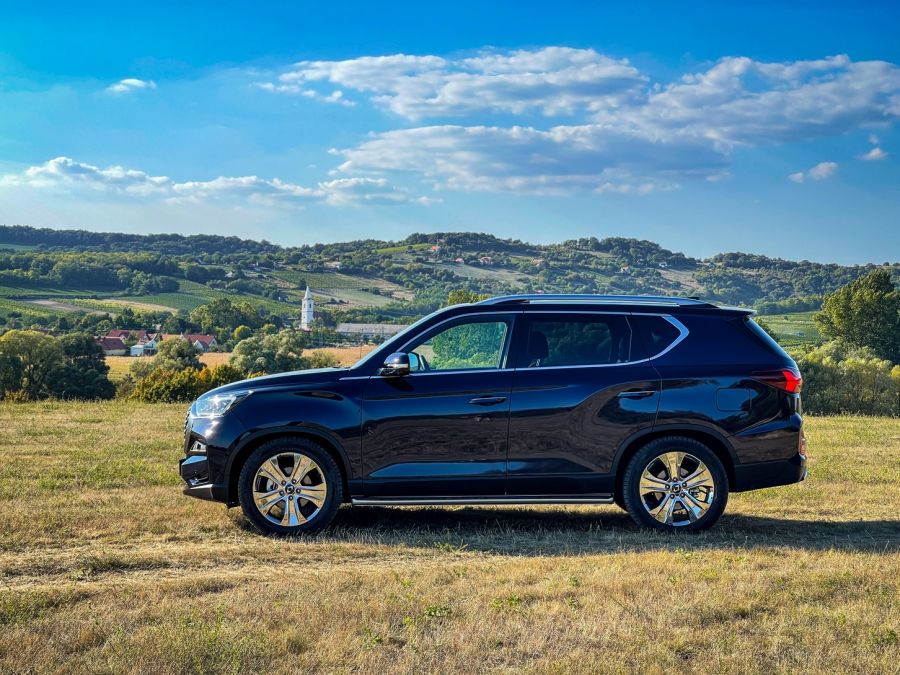 Oda lépett be, ahonnan mindenki más kilépett – Rexton G4 2.2 e-XDI Premium 4WD - Autó & Motor - MOBILITY - 2021 rexton dízel teszt, rexton 2021, rexton g4, ssangyong rexton, ssangyong rexton 2021, ssangyong rexton G4 2.2 e-XDI Premium 4WD teszt, 