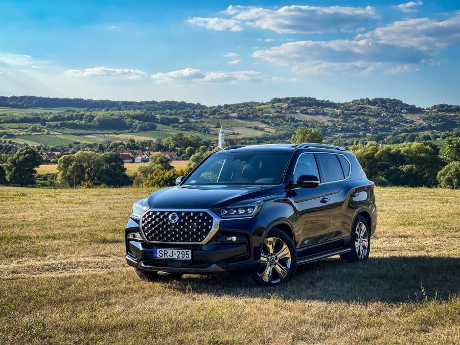 Oda lépett be, ahonnan mindenki más kilépett – Rexton G4 2.2 e-XDI Premium 4WD - Autó & Motor - MOBILITY - 2021 rexton dízel teszt, rexton 2021, rexton g4, ssangyong rexton, ssangyong rexton 2021, ssangyong rexton G4 2.2 e-XDI Premium 4WD teszt, 