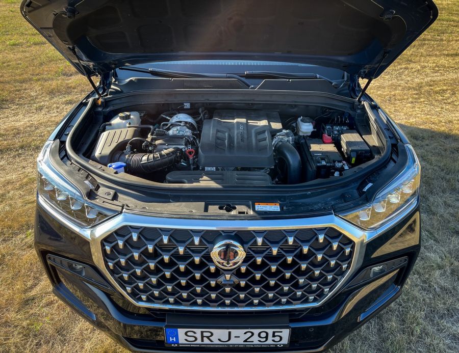 Oda lépett be, ahonnan mindenki más kilépett – Rexton G4 2.2 e-XDI Premium 4WD - Autó & Motor - MOBILITY - 2021 rexton dízel teszt, rexton 2021, rexton g4, ssangyong rexton, ssangyong rexton 2021, ssangyong rexton G4 2.2 e-XDI Premium 4WD teszt, 