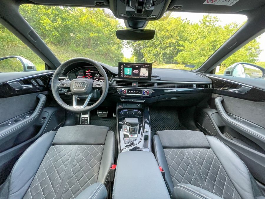 A gyönyörű nő, aki főzni is tud – Audi RS5 Sportback - Autó & Motor - MOBILITY - 2021 Audi RS5, Audi RS5 Sporback teszt, RS5 Audi, RS5 Sportback, 