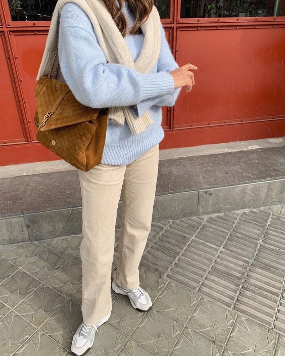 Stílusiskola: így viseld ősszel a babakék árnyalatot -  -  - babakék, divat, outfit, stílus, 