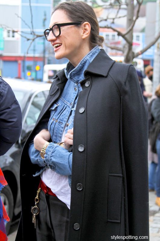 Stílusiskola: így viselj ősszel farmerdzsekit szövetkabáttal -  -  - divat, farmerdzseki, outfit, stílus, szövetkabát, 