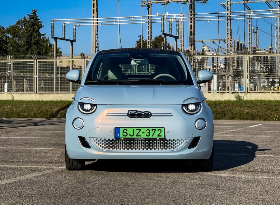 Csöpp kisautó, sok cukorral – Fiat 500e La Prima - Autó & Motor - MOBILITY - 2021 fiat 500e La prima, 500e teszt, fiat 500e, Fiat 500e teszt, 