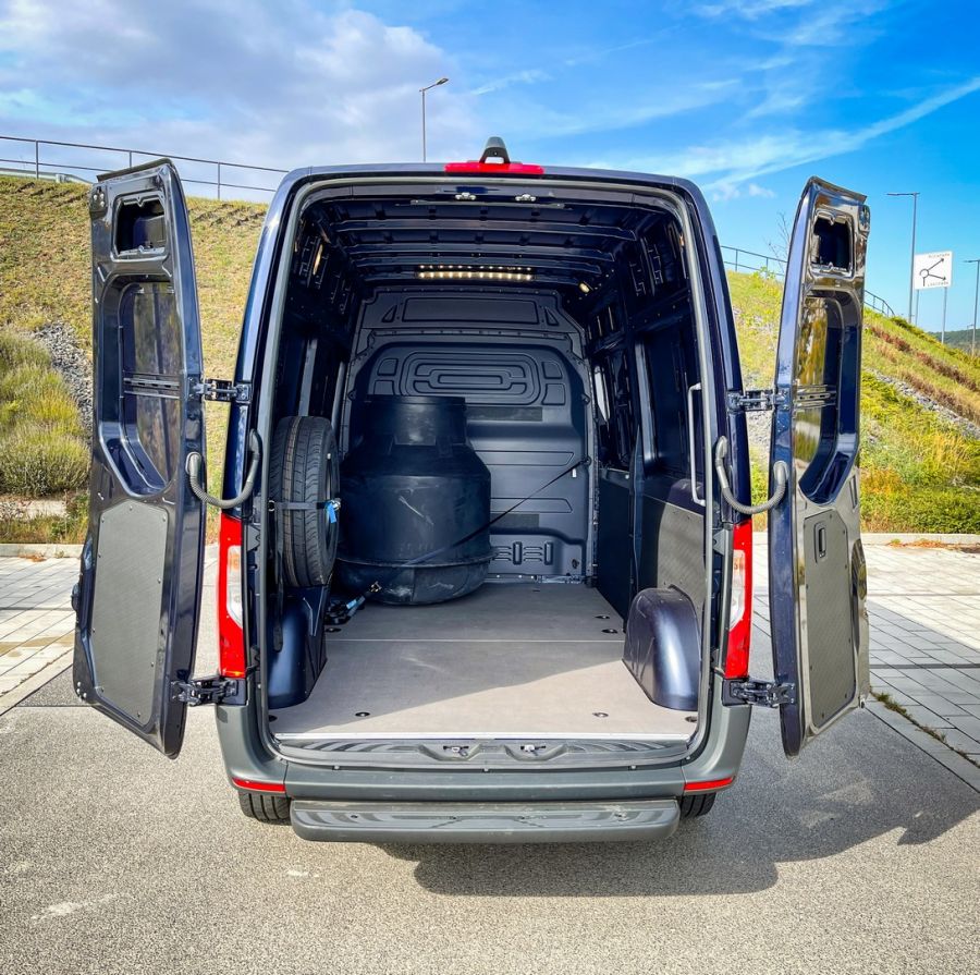 A jövőbe szállít – Mercedes-Benz eSprinter - Autó & Motor - MOBILITY - 2021 Mercedes-Benz eSprinter teszt, elektromos Sprinter, eSprinter teszt, mercedes benz, mercedes eSprinter teszt, 