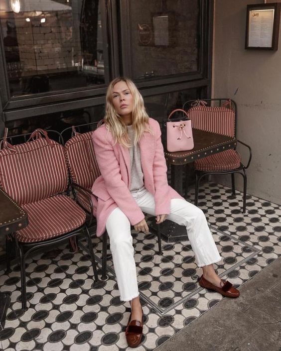 Stílusiskola: így viselj ősszel fehér nadrágokat -  -  - divat, fehér nadrág, nadrág, outfit, stílus, 