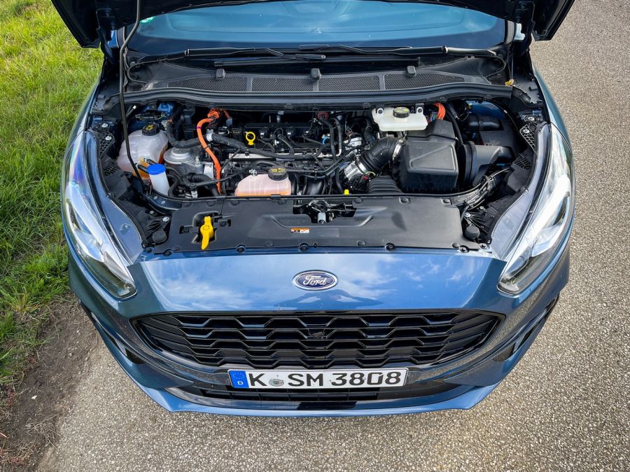 Régi ismerős új szívvel – Ford S-Max 2.5l FHEV FWD - Autó & Motor - MOBILITY - 2021 Ford S-MAX, 2021 Ford S-Max teszt, Ford S-Max 2.5 FHEV FWD teszt, Ford S-Max teszt, S-Max FHEV teszt, S-Max full hybrid teszt, 