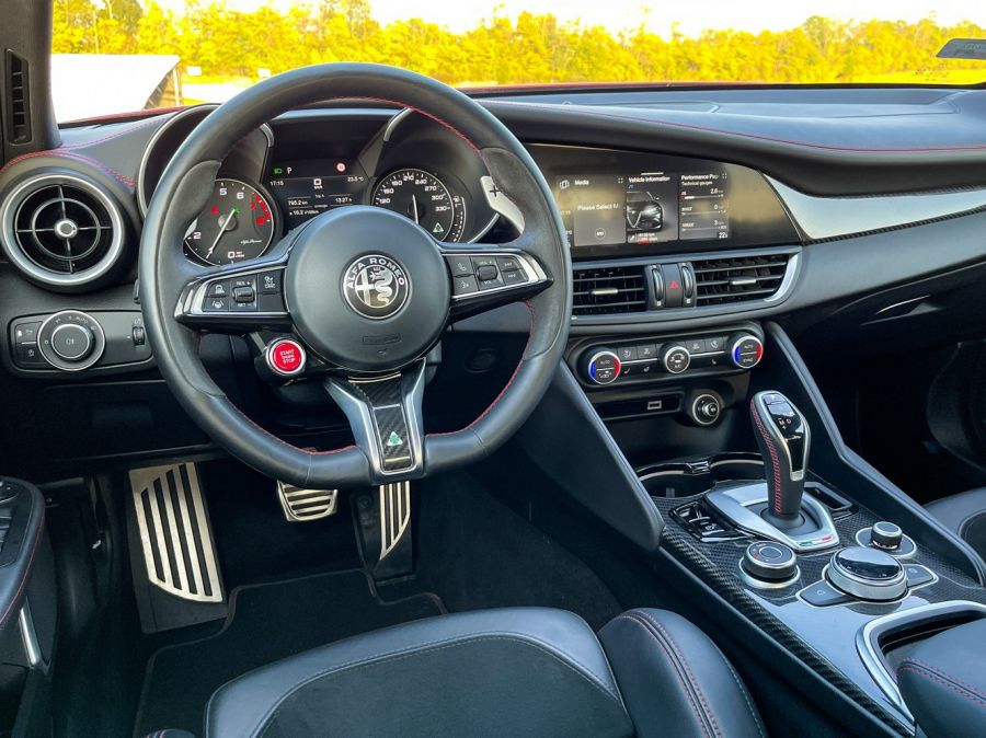 Alfa aeterna est - Alfa Romeo Giulia QV - Autó & Motor - MOBILITY - alfa romeo, alfa romeo giulia, Alfa Romeo Giulia QV teszt, Giulia QV teszt, 