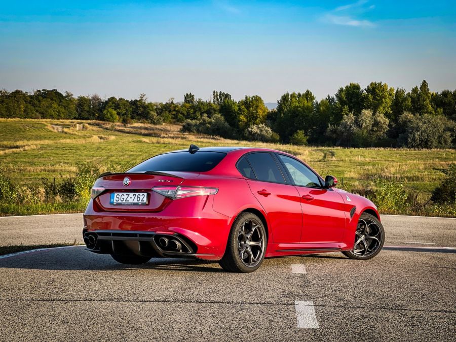 Alfa aeterna est - Alfa Romeo Giulia QV - Autó & Motor - MOBILITY - alfa romeo, alfa romeo giulia, Alfa Romeo Giulia QV teszt, Giulia QV teszt, 