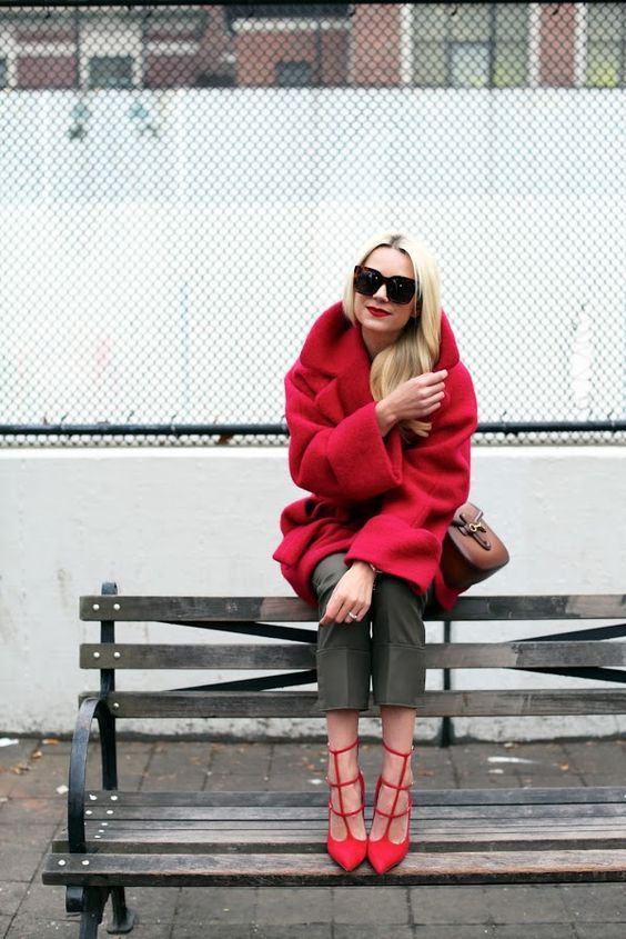 Stílusiskola: így viseld a piros színt ősszel -  -  - divat, outfit, ősz, piros, stílus, 