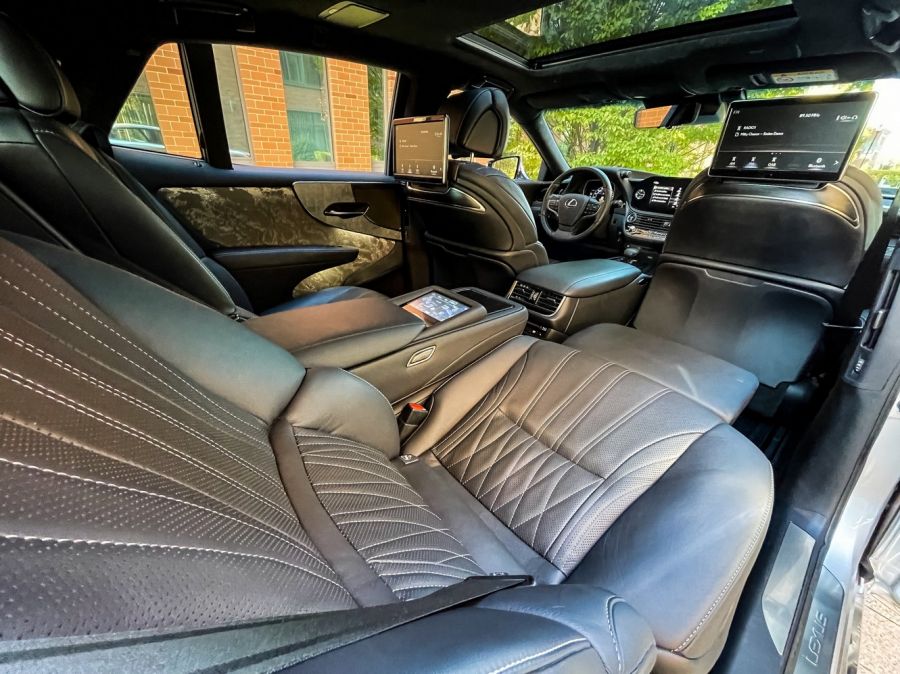 A rendszerváltás óta eltelt idő – Lexus LS 500h - Autó & Motor - MOBILITY - lexus LS 500h teszt, Lexus LS teszt, Lexus LS500h, LS 500h teszt, 