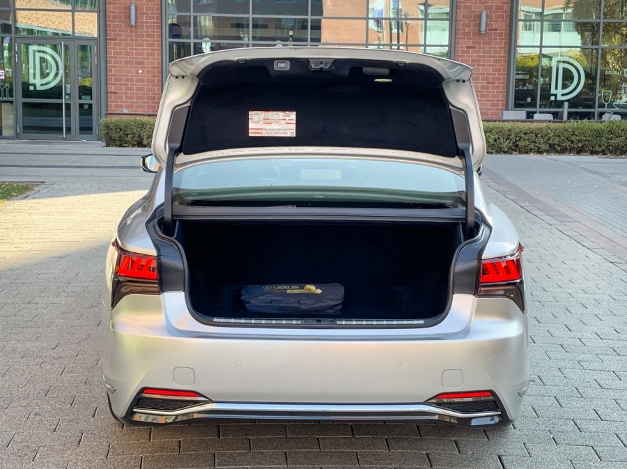 A rendszerváltás óta eltelt idő – Lexus LS 500h - Autó & Motor - MOBILITY - lexus LS 500h teszt, Lexus LS teszt, Lexus LS500h, LS 500h teszt, 