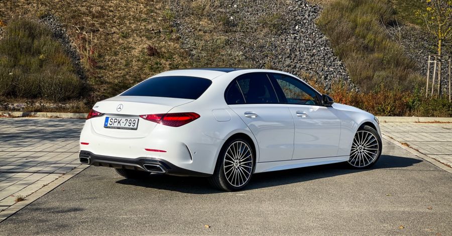 Csillagos 5-ös - Mercedes-Benz C300 AMG Line - Autó & Motor - MOBILITY - c300 mercedes, C300 mercedes teszt, Mercedes Benz c300 teszt, Mercedes C 300 AMG line teszt, Mercedes-Benz C 300 teszt, 