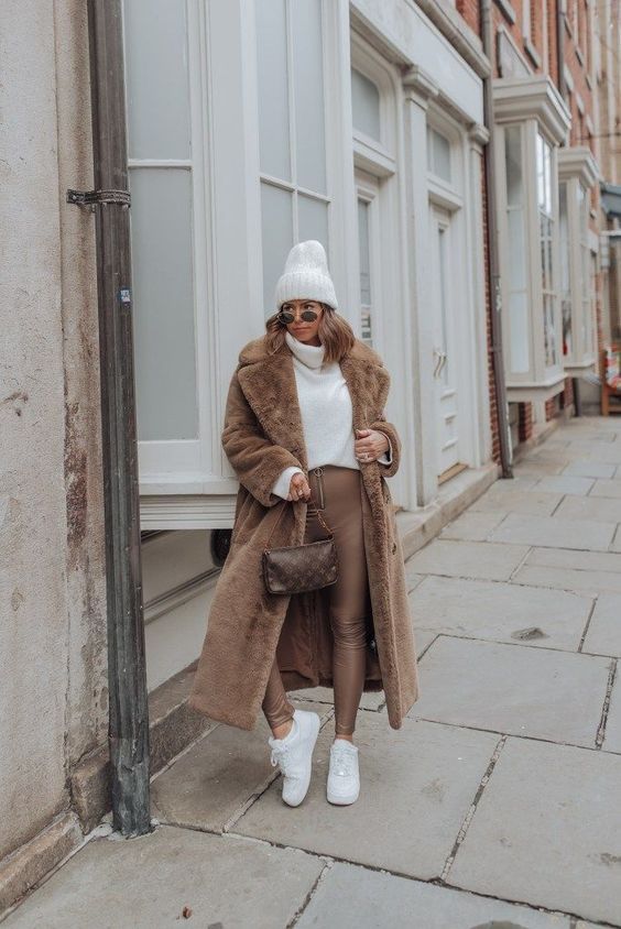 Stílusiskola: így viselj télen bőrnadrágokat -  -  - bőrnadrág, divat, outfit, stílus, tél, 