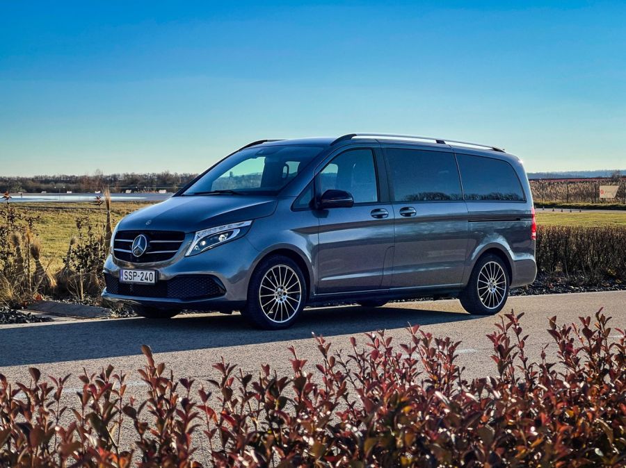 Luxusbusz a „brigádnak” – Mercedes V300d - Autó & Motor - MOBILITY - 2021 Mercedes-Benz V 300d teszt, mercedes benz, Mercedes V, Mercedes V 300d teszt, Mercedes V teszt, V osztály 300d teszt, 