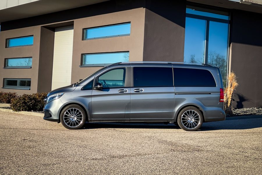Luxusbusz a „brigádnak” – Mercedes V300d - Autó & Motor - MOBILITY - 2021 Mercedes-Benz V 300d teszt, mercedes benz, Mercedes V, Mercedes V 300d teszt, Mercedes V teszt, V osztály 300d teszt, 
