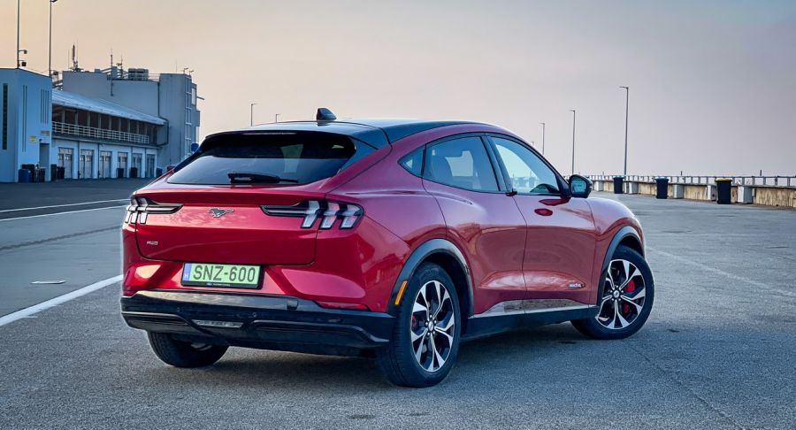 Gyit – E-paci! – Mustang Mach-E - Autó & Motor - MOBILITY - 2021 Ford Mustang elektromos teszt, ford mustang, Ford Mustang Mach-e teszt, mustang mach e, 