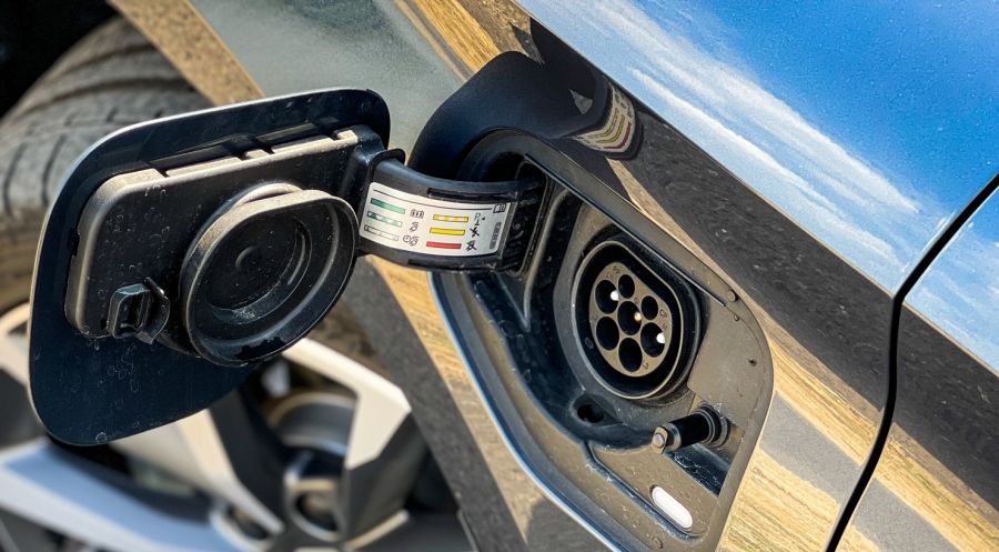 Álzöldülünk, avagy a plug-in hybrid meghajtás árnyoldala - Autó & Motor - MOBILITY - phev, phev autók, Plug-in Hybrid autózás, 