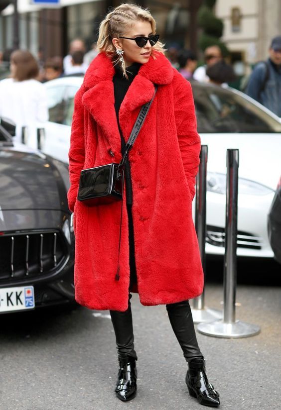 Stílusiskola: így viselj színes műszőrme kabátokat -  -  - divat, kabát, műszőrme, műszőrme kabát, outfit, stílus, 