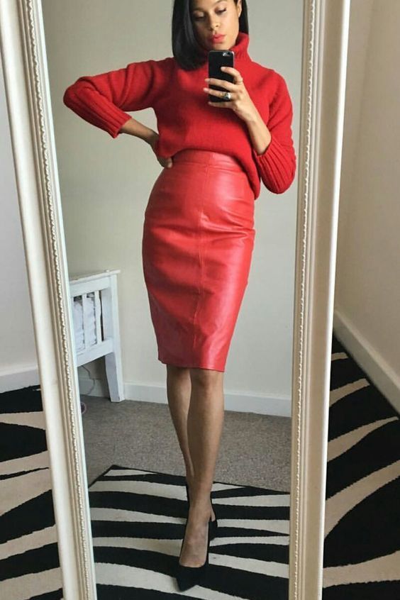 Stílusiskola: így viselj bőr ceruzaszoknyákat -  -  - bőrszoknya, ceruzaszoknya, divat, outfit, stílus, szoknya, tél, 