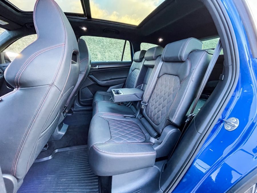 Nincs megállás – Skoda Kodiaq RS 2021 - Autó & Motor - MOBILITY - 2021 Skoda Kodiaq RS teszt, kodiaq, kodiaq rs, kodiaq teszt, RS Kodiaq teszt, skoda kodiaq, 