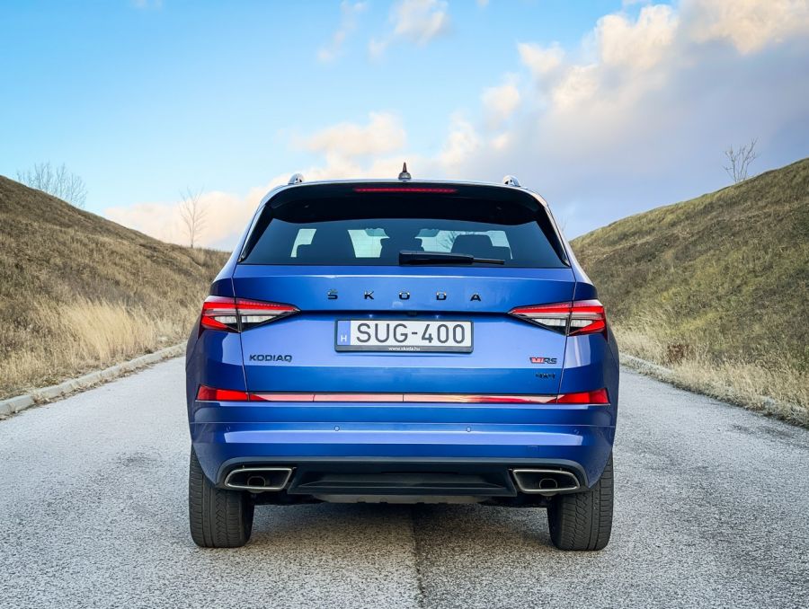 Nincs megállás – Skoda Kodiaq RS 2021 - Autó & Motor - MOBILITY - 2021 Skoda Kodiaq RS teszt, kodiaq, kodiaq rs, kodiaq teszt, RS Kodiaq teszt, skoda kodiaq, 
