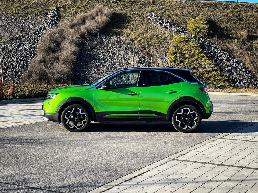 Kívül-belül zöld – Opel Mokka-e - Autó & Motor - MOBILITY - 2021 Mokka-e, Mokka elektromos teszt, Mokka Opel, opel mokka, Opel Mokka-e teszt, opel teszt, 