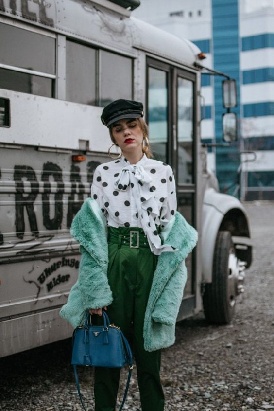 Stílusiskola: így viselj pöttyös ruhadarabokat -  -  - divat, outfit, pöttyös, stílus, tél, 