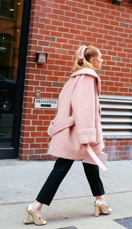 Stílusiskola: így viselj púder árnyalatokat télen -  -  - divat, outfit, púder, stílus, tél, 