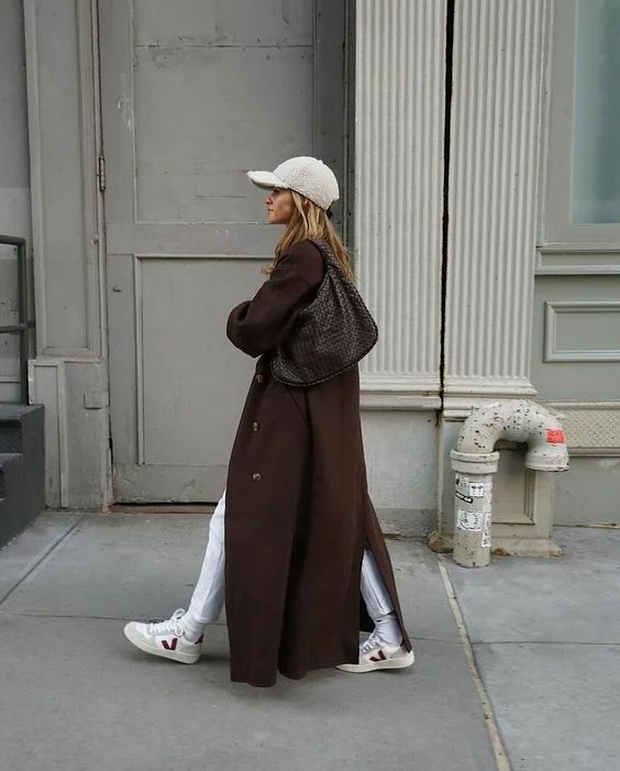 Stílusiskola: így viselj télen barnát -  -  - barna, divatrend, outfit, stílus, 