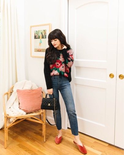 Stílusiskola: varázsolj tavaszi hangulatot virágos pulcsikkal -  -  - divat, outfit, stílus, virágos pulcsi, 