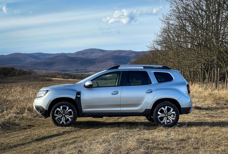 Ha lenne is baja, azt is megbocsájtanám – Dacia Duster Prestige Blue dCi 115 4WD - Autó & Motor - MOBILITY - 2021 Dacia Duster, 2021 Dacia Duster Prestige Blue dCi 4wd teszt, duster 2021, Duster 4x4 dízel teszt, Duster dízel teszt, Duster teszt, 