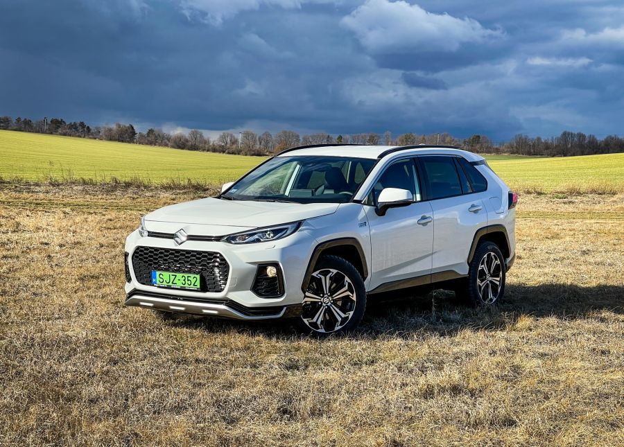 Újracímkézés az autóiparban, avagy a Suzuki Across - Autó & Motor - MOBILITY - Suzuki Across, Suzuki Across teszt, Suzuki újraciímkézés, 