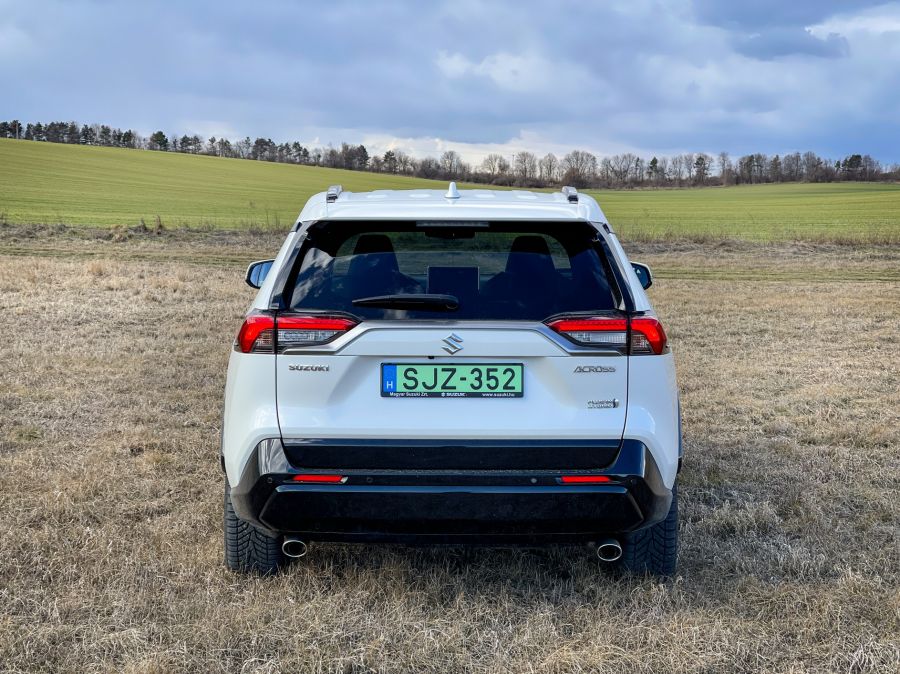 Újracímkézés az autóiparban, avagy a Suzuki Across - Autó & Motor - MOBILITY - Suzuki Across, Suzuki Across teszt, Suzuki újraciímkézés, 