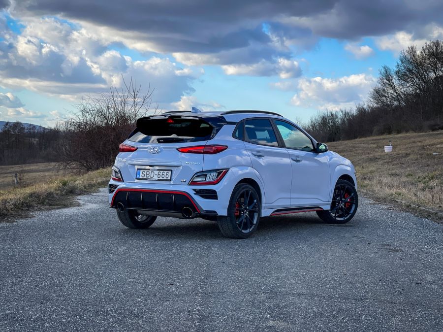 KonaN az aszfaltbarbár - Kona N 2.0 T-GDI - Autó & Motor - MOBILITY - 2021 Kona N 2.%2C T-GDI teszt, hyundai kona, Hyundai Kona N teszt, Kona N, konan, 